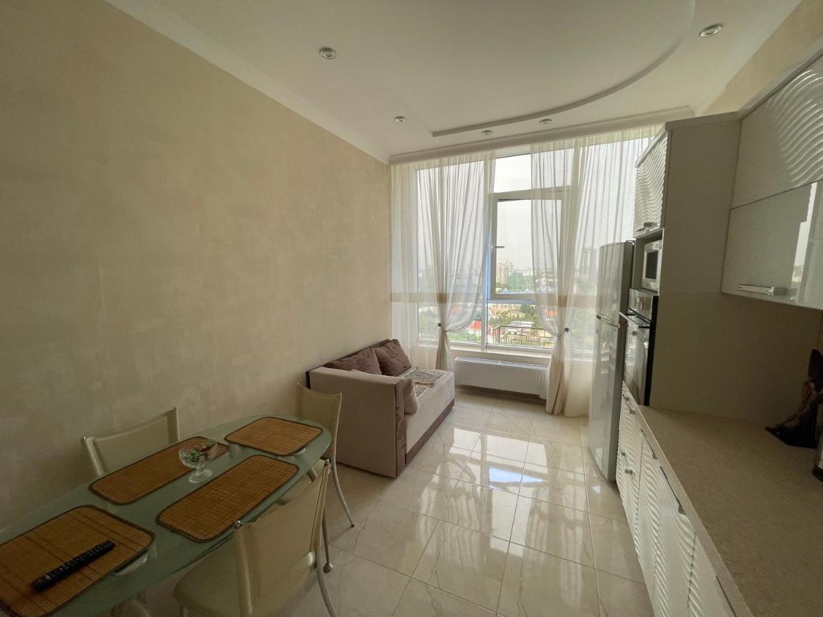 Sea View Kadorr Suite โอเดสซา ภายนอก รูปภาพ